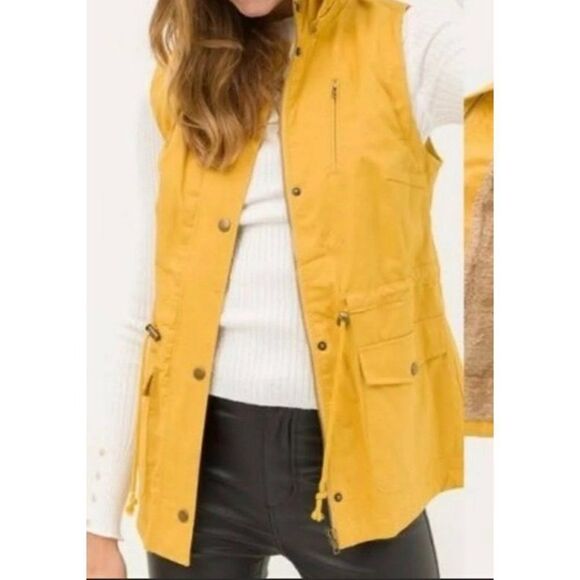 Love Tree Mustard Faux Fur Lined Vest Size M - Picture 1 of 14